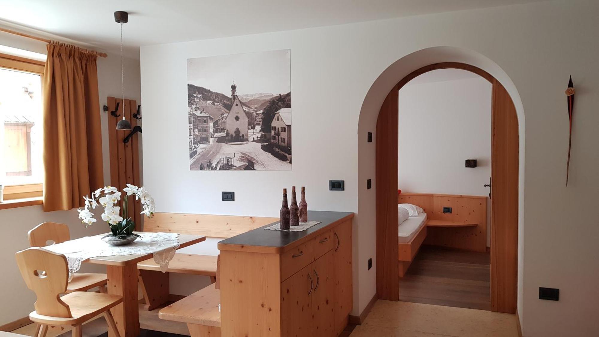 Hotel Brunello Urtijëi Buitenkant foto